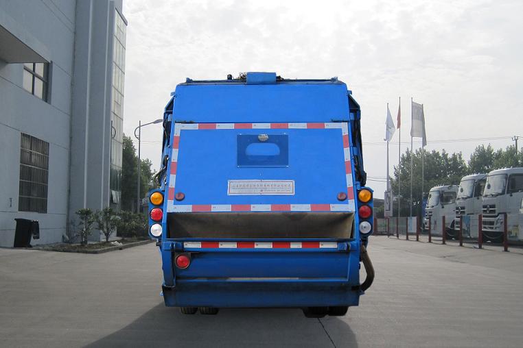 Factory Price 4000L-6000L Capacity Compactor Garbage Truck