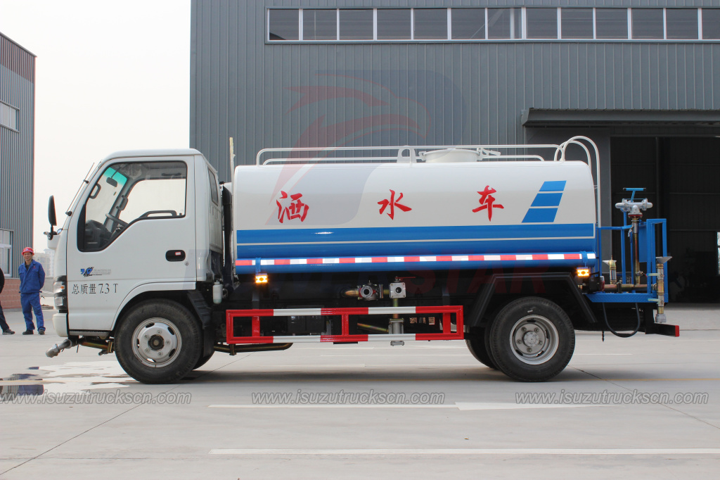 3000L 5000L ISUZU NKR Water Truck Tanker for sale