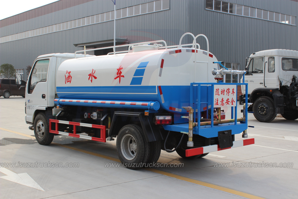 3000L 5000L ISUZU NKR Water Truck Tanker for sale