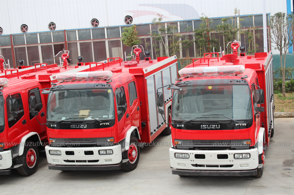 ISUZU FTR foam fire fighting vehicle/fire engine truck