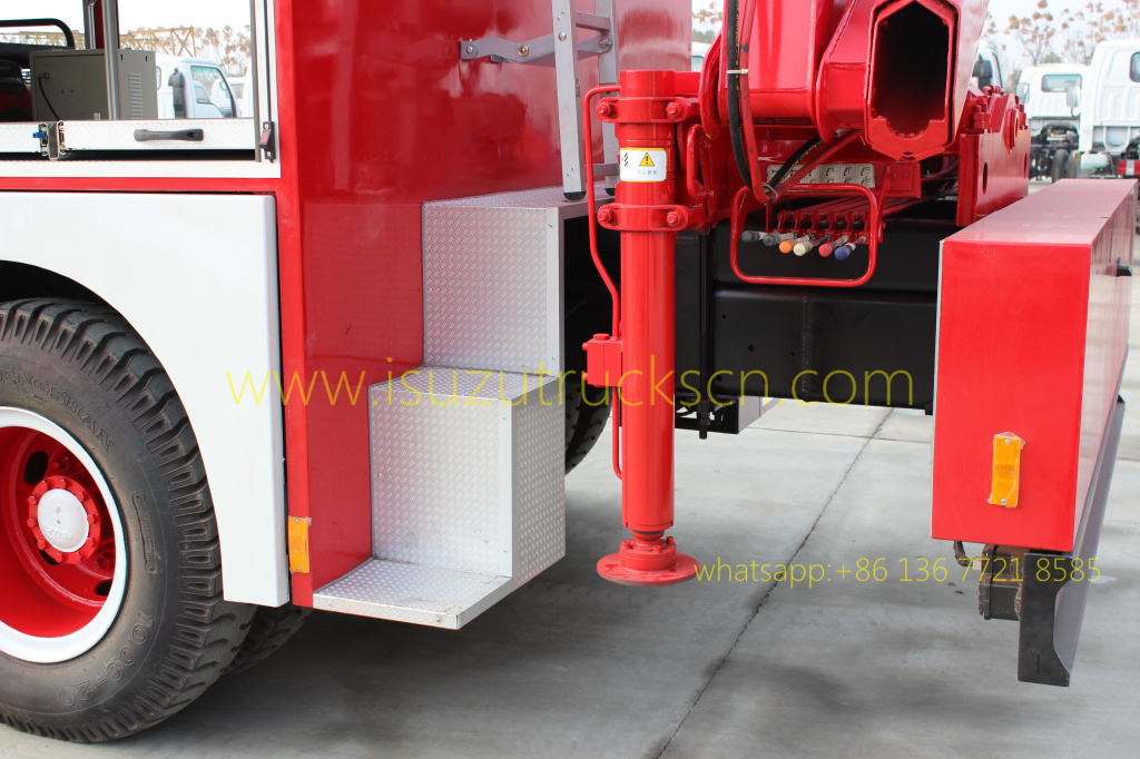 pictures for Emergency Rescue Fire Trucks Rescue Tender Truck ISUZU