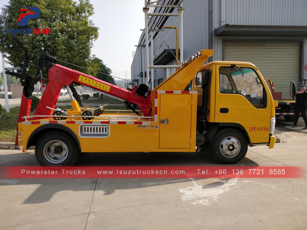 Cambodia road rescue recovery vehicles Isuzu wrecker tow trucks