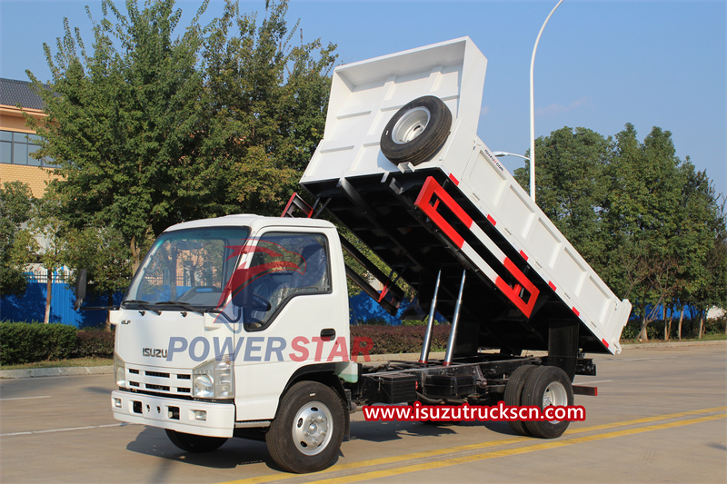 Isuzu garbage dump truck