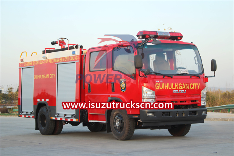 Isuzu Feuerwehrauto ELF