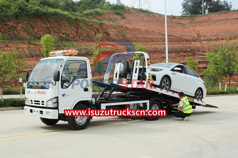 ISUZU NKR recovery towing truck