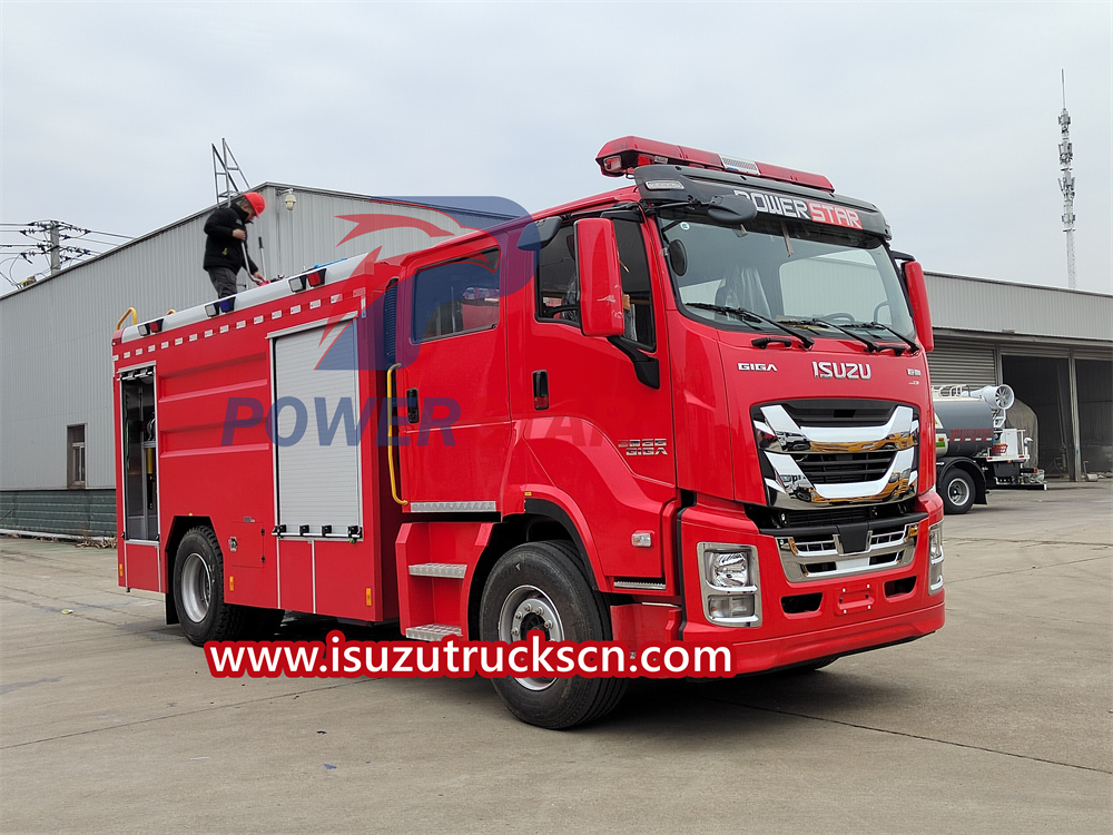 Isuzu-Feuerwehrauto