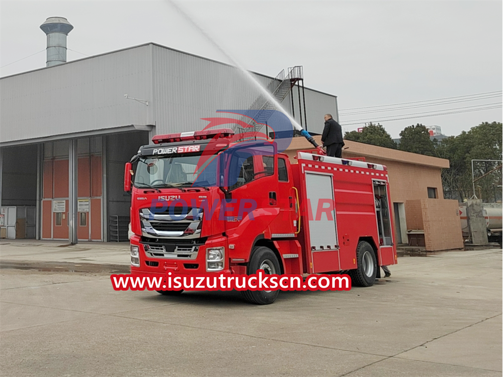 Isuzu-Feuerwehrauto