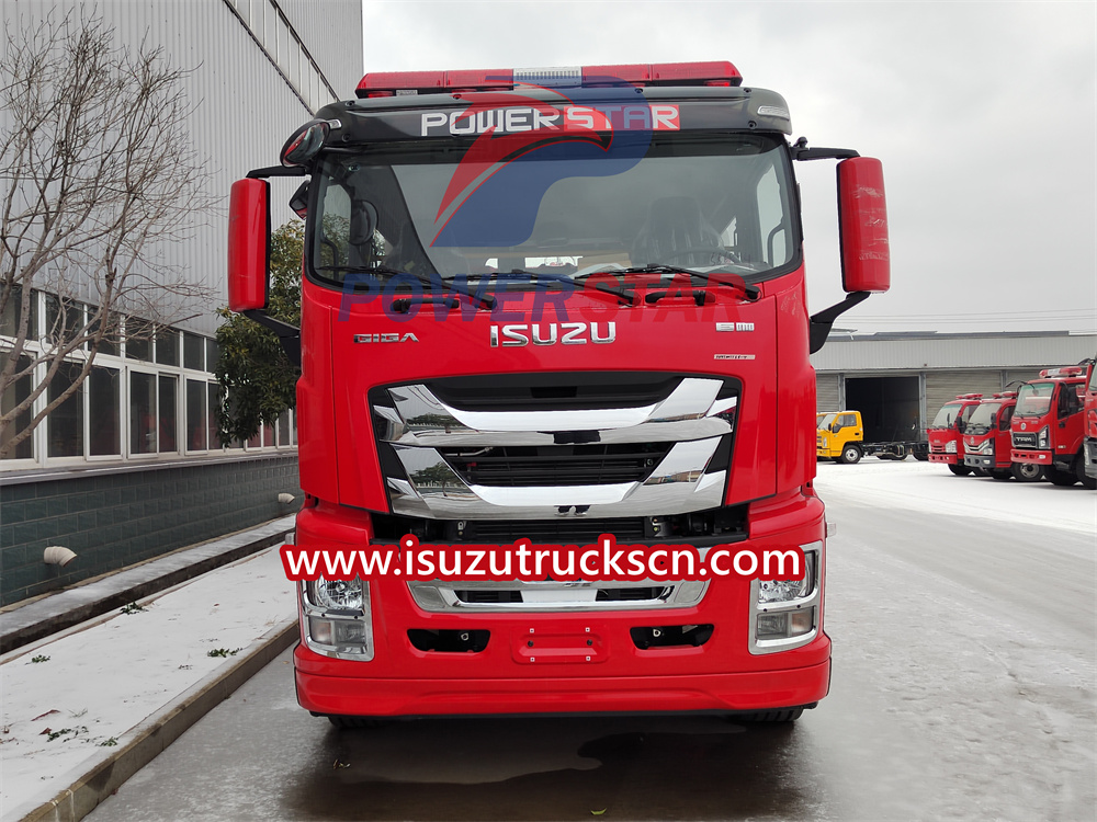 Isuzu-Feuerwehrauto