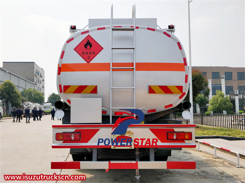 Isuzu VC61 fuel delivery tanker truck