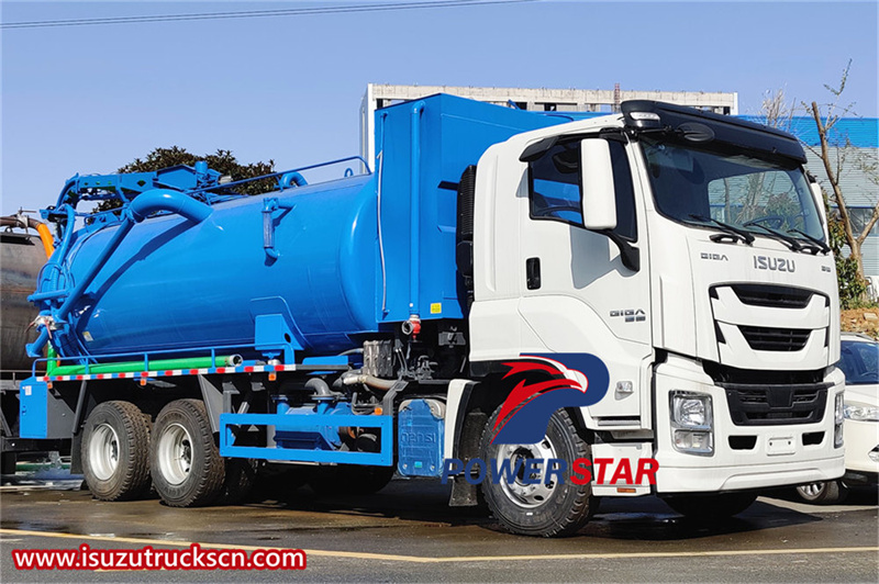 Isuzu GIGA combined sewage jetting truck