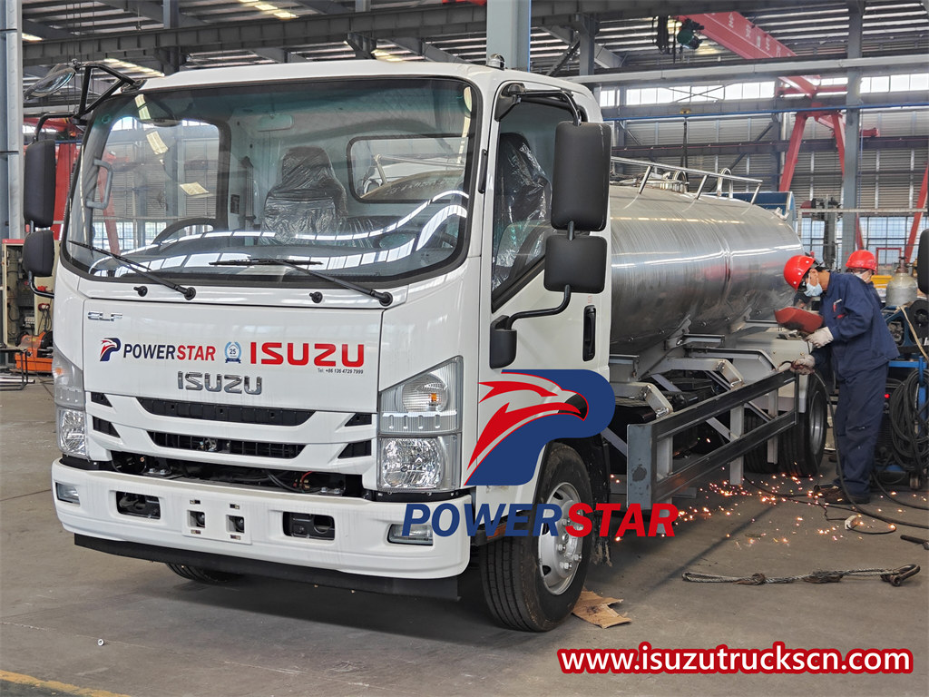 Isuzu 6000L Wassersprinkler-LKW