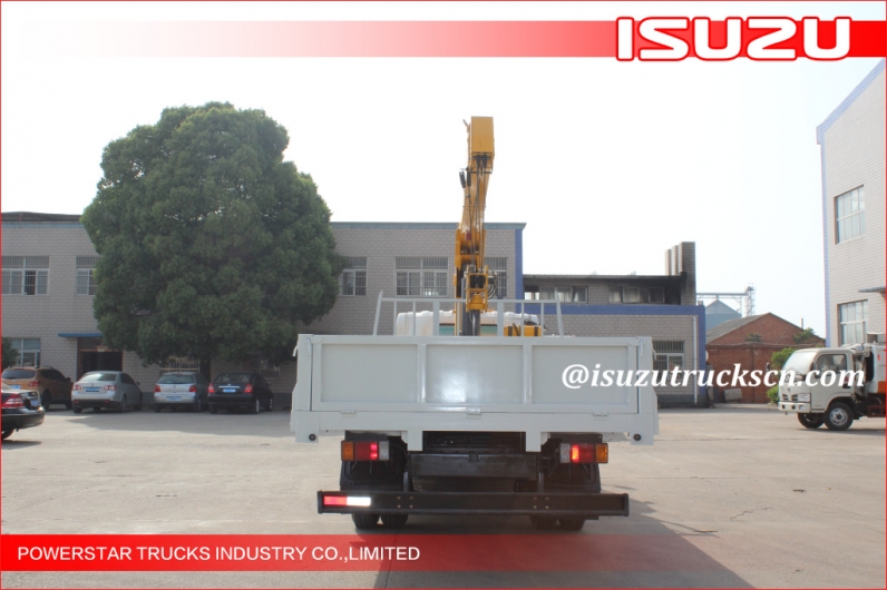 Japanese  ISUZU TRUCK MOUNTED CRANE 5TON 4*2