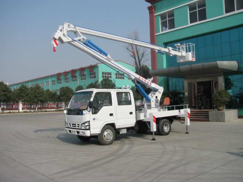 articulated basket platform Isuzu basket crane truck