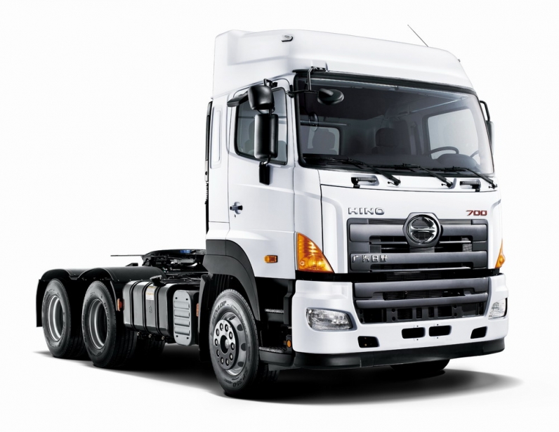 Prime Mover HINO TRACTOR UNIT