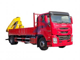 ISUZU truck mounted articulated crane XCMG