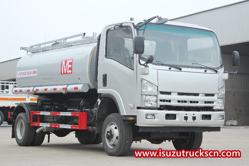 
     Japan ISUZU NPR ELF 700P 4x4 Dieselöltanker Kraftstofftankwagen
    