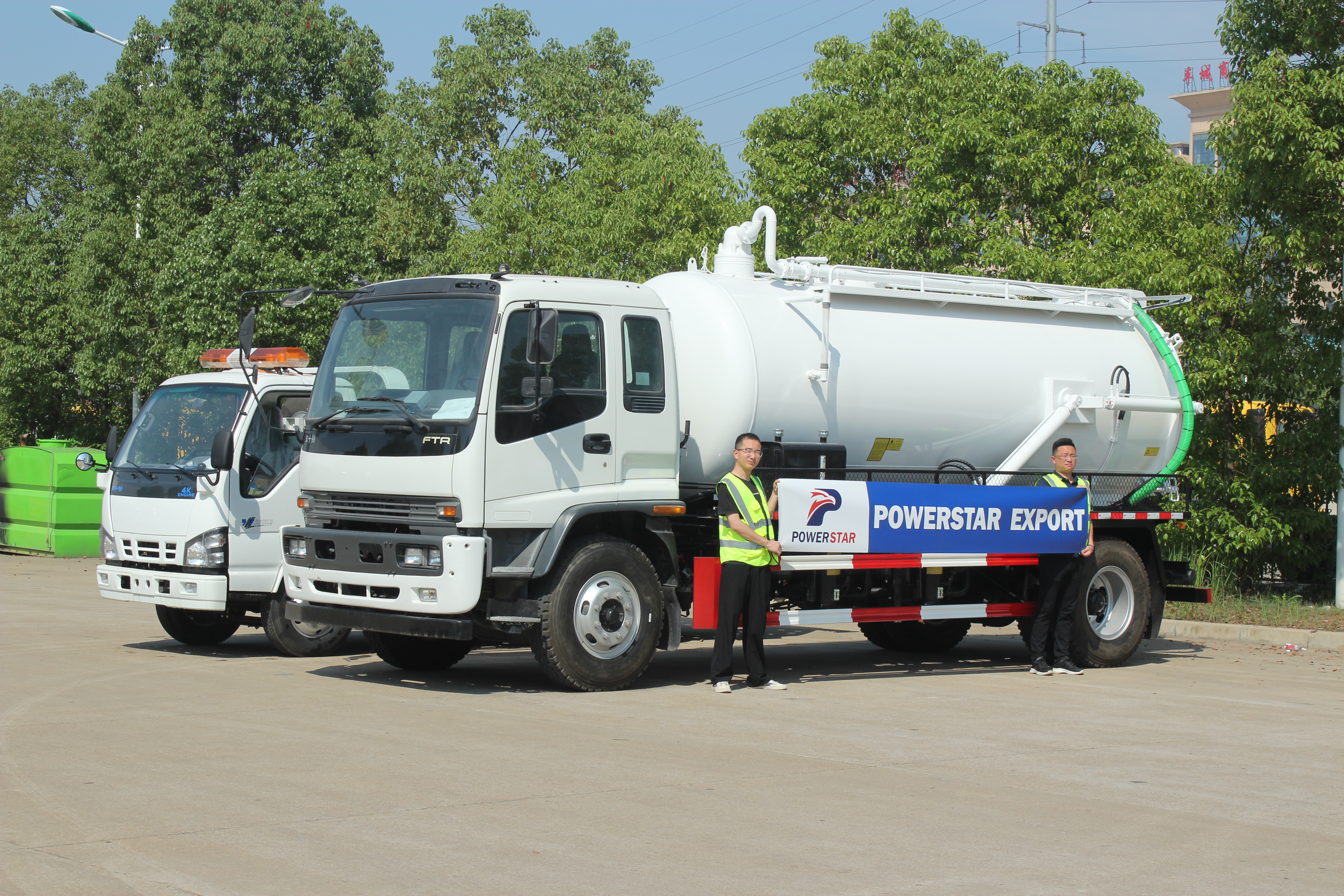 
     Philippinen Isuzu FTR Saugwagen Isuzu Recovery Abschleppwagen
    