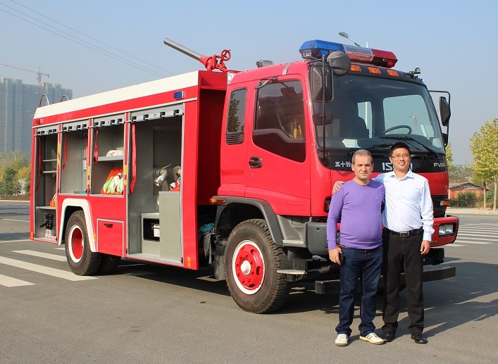 
     Kunde aus Armenien bestellt Isuzu FVR-Feuerlöschfahrzeug aus unserem Werk
    