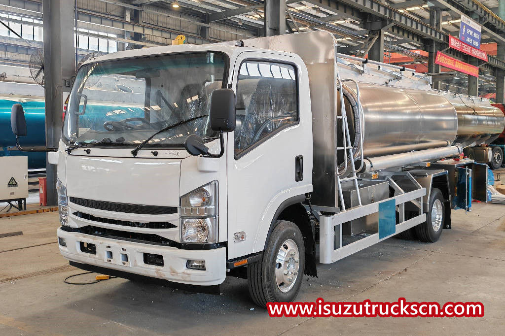 
     Original ISUZU Rechtslenker 6CBM Aluminium Öltankwagen
    