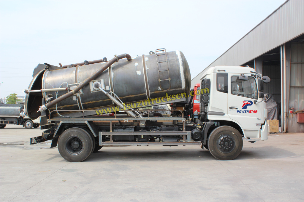 
     Chinas beste Vakuum-Abwasser-LKW-Fabrik Powerstar LKW
    