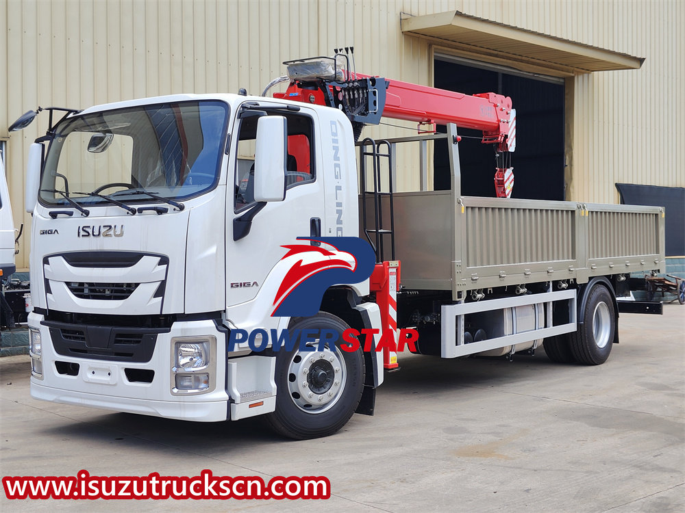 So passen Sie den ISUZU FVR-LKW mit dem steifen Palfinger-Kran SPS12500 an