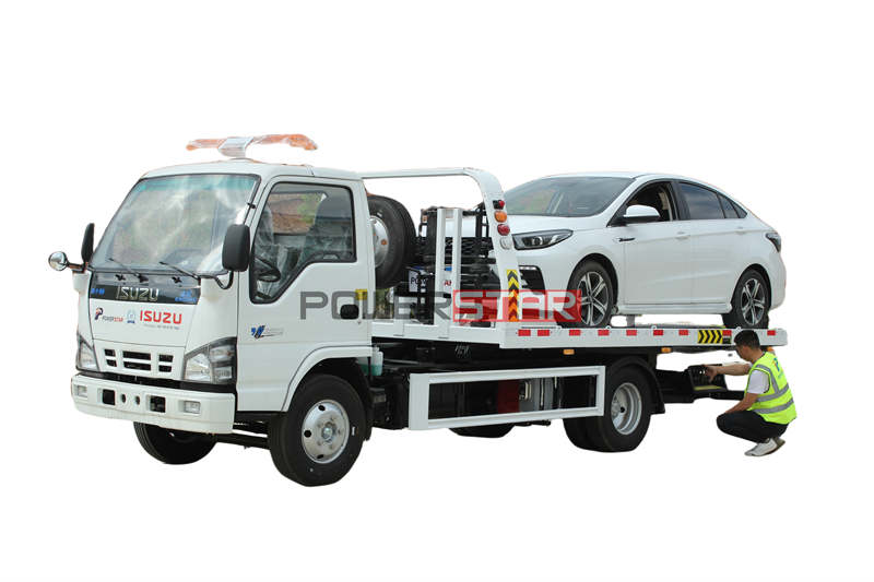 
     Isuzu NKR Abschlepp-/Bergungsfahrzeug, 4KH1CN5HS-Motor, 130 PS
    